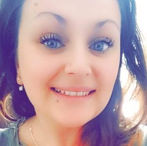 Meet your Posher, Alexandra